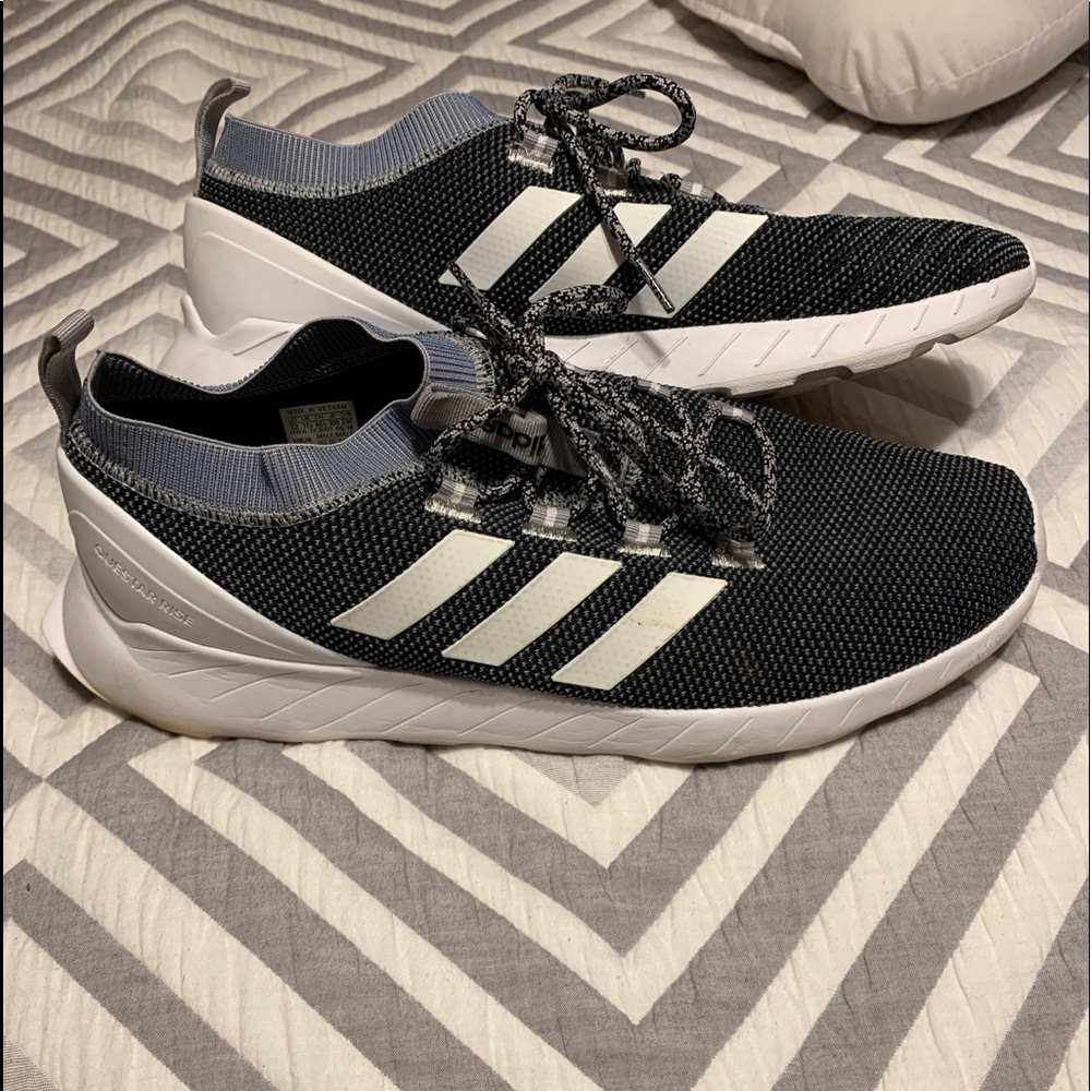 Adidas Tennis Shoes
